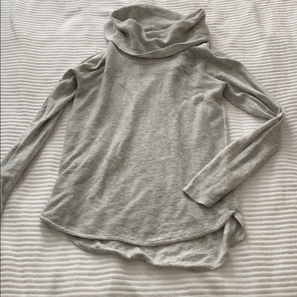 Calvin Klein gray sweater women’s medium